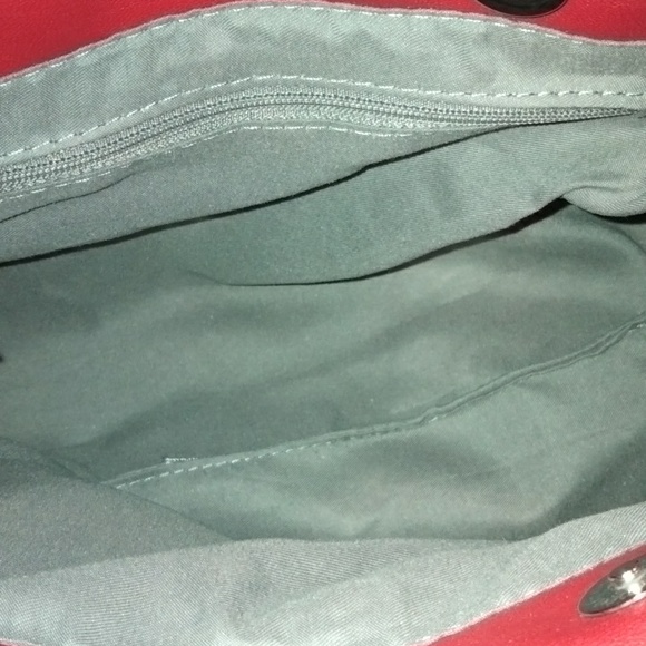 NWT Braided Handle Handbag/Crossbody Purse in Red - Picture 6 of 9